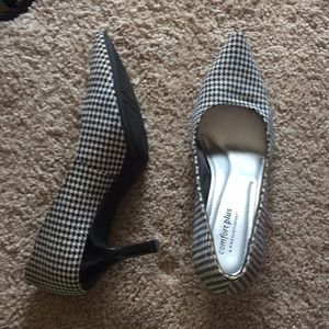 Women's shoes